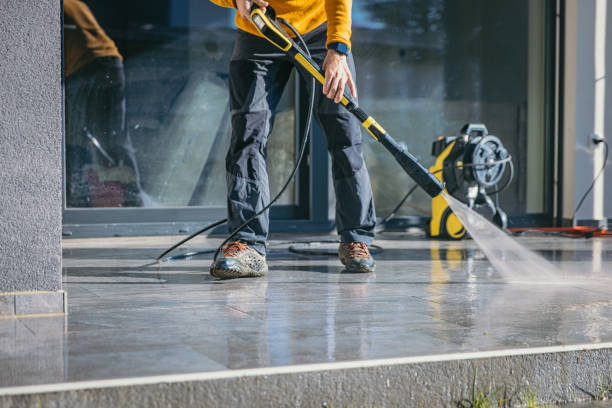 Why Choose Our Certified Pressure Washing Experts for Your Project Needs in Mccullom Lake, IL?